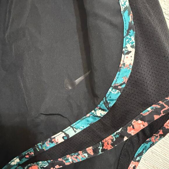 NIKE Dri-Fit Black Women’s XL Activewear Shorts Pink Floral Border Lightweight - Picture 3 of 6